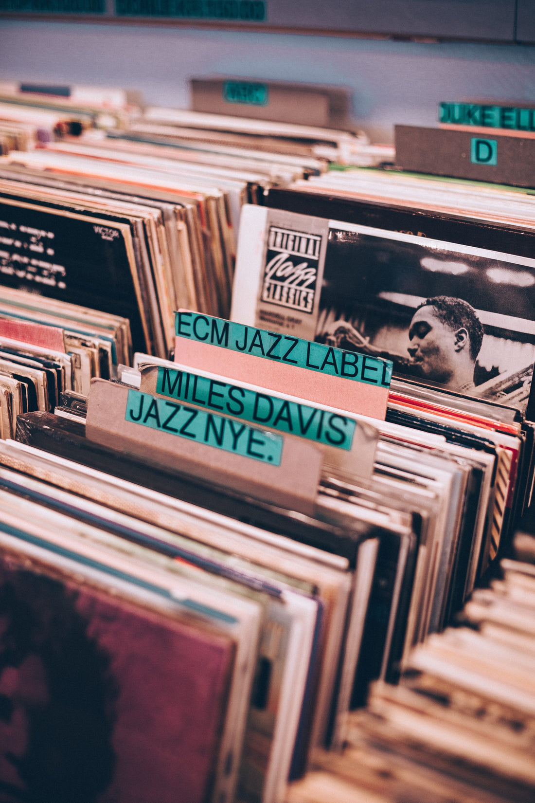 Miles Davis and Mid-Century Modern Music